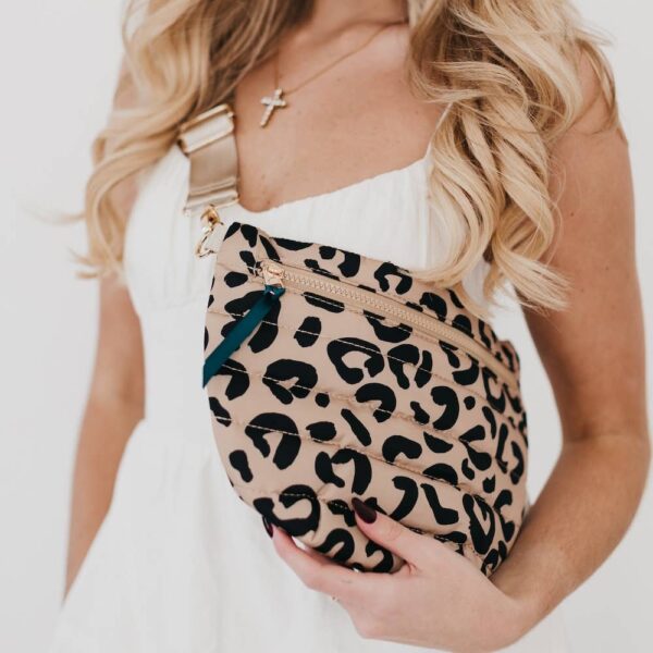 Get it Fanny | Jolie Puffer Belt Bag: Leopard